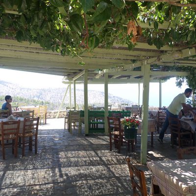 Taverna-Exoterikos_Xoros-3